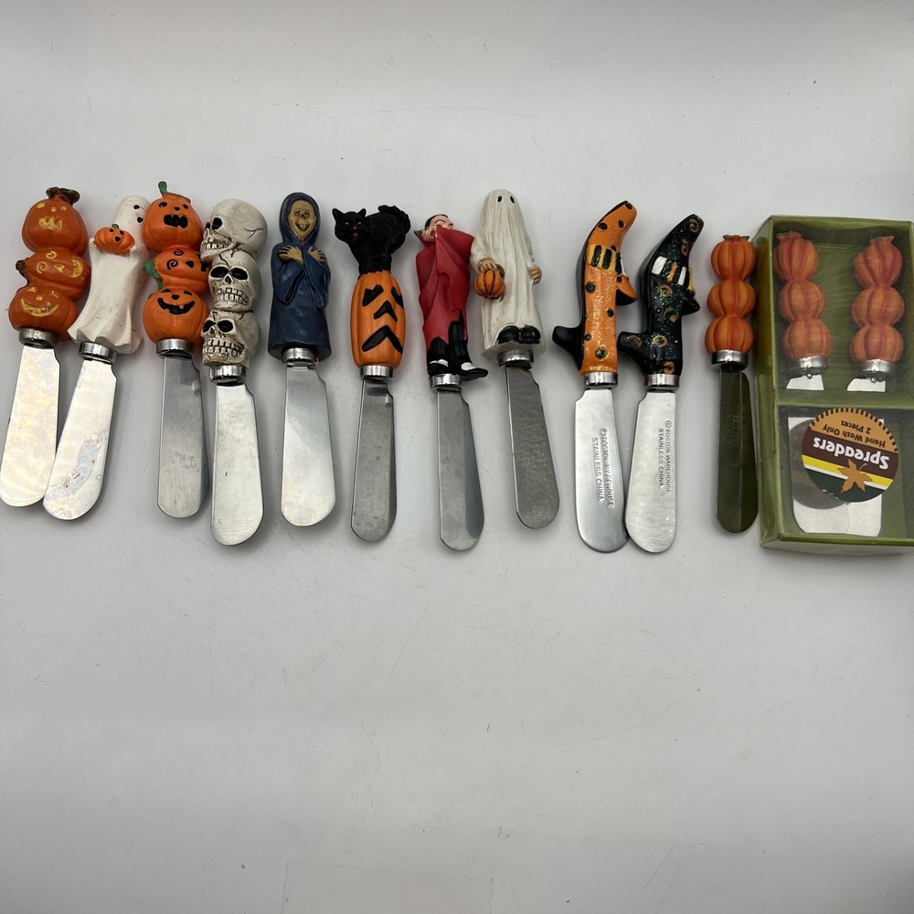 Vintage Halloween Themed Cheese Ball/Butter Knife Spreaders Set of 13